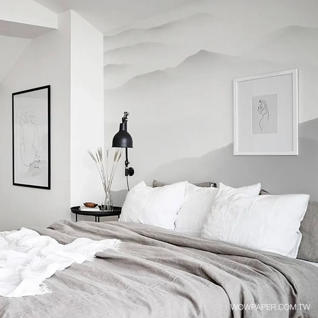 高雅的寢居搭配簡約的山形水墨壁紙